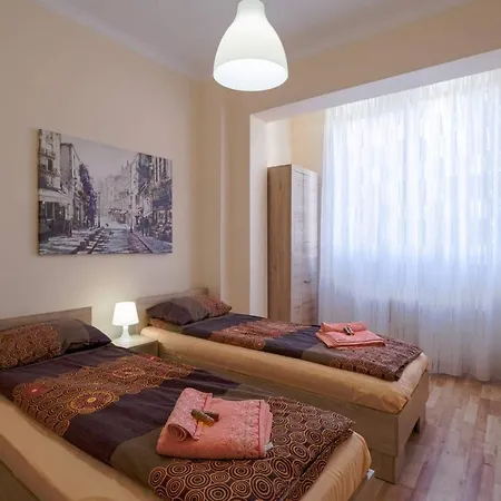 ✵family Home✵ Slaveykov Square @ Top Center * Sofia